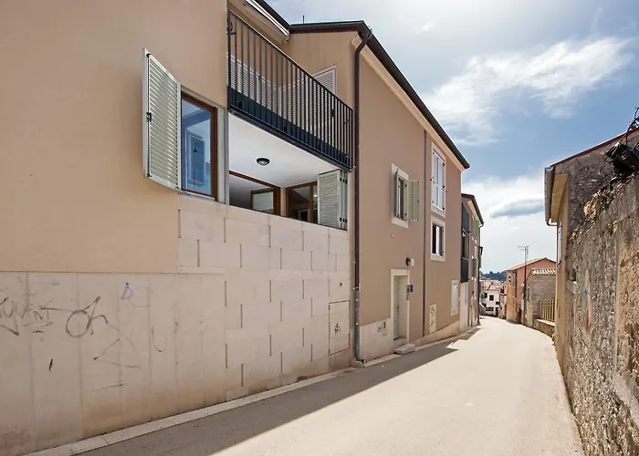 Apartment Campanile